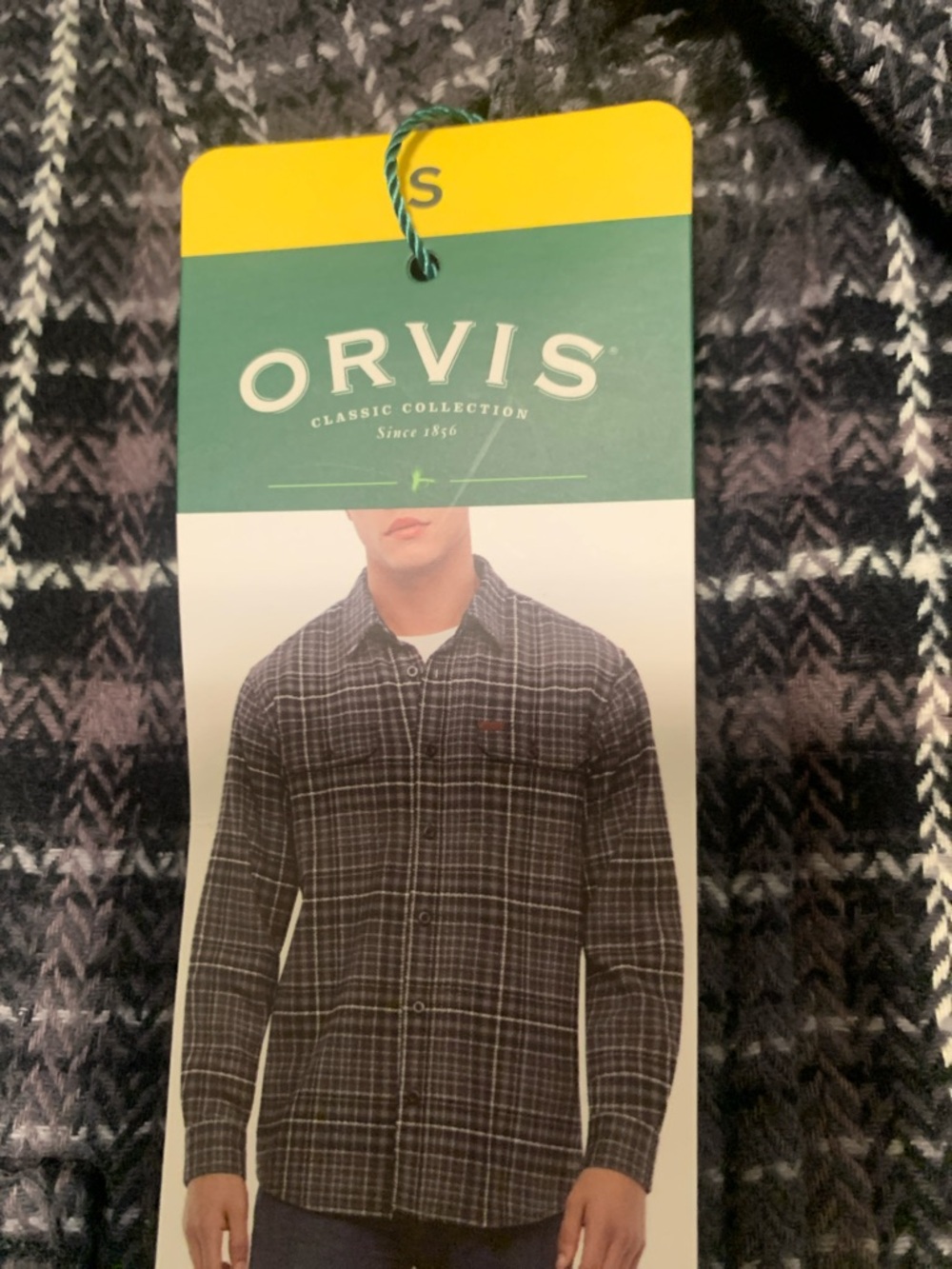 Orvis Men's Black and Gray Plaid Button-Down Shirt